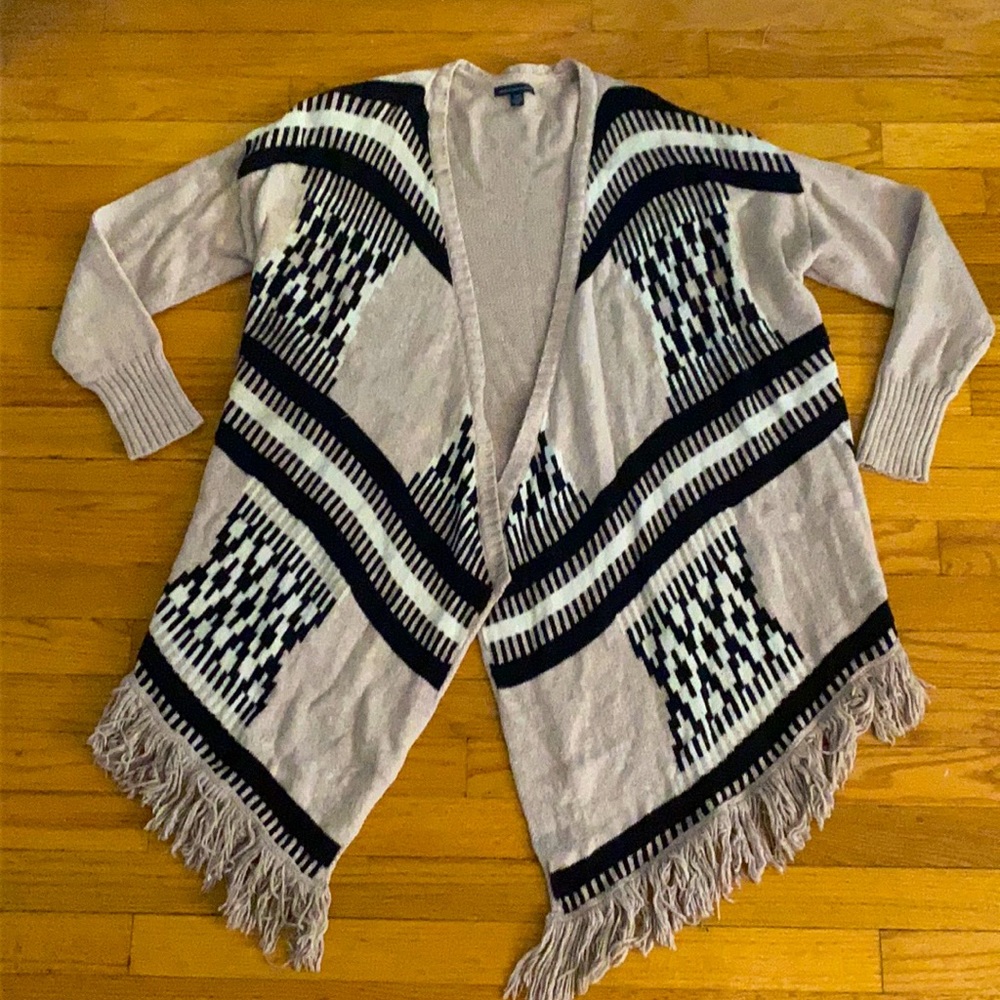 American Eagle tasseled cardigan🥰